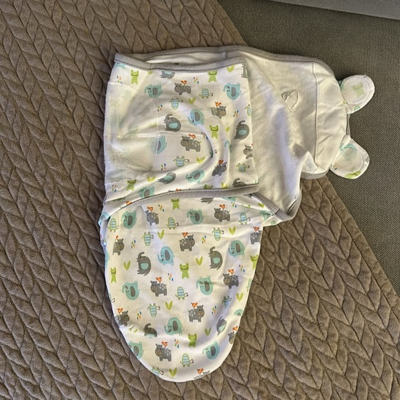 Swaddle Me - Picture 5 of 9